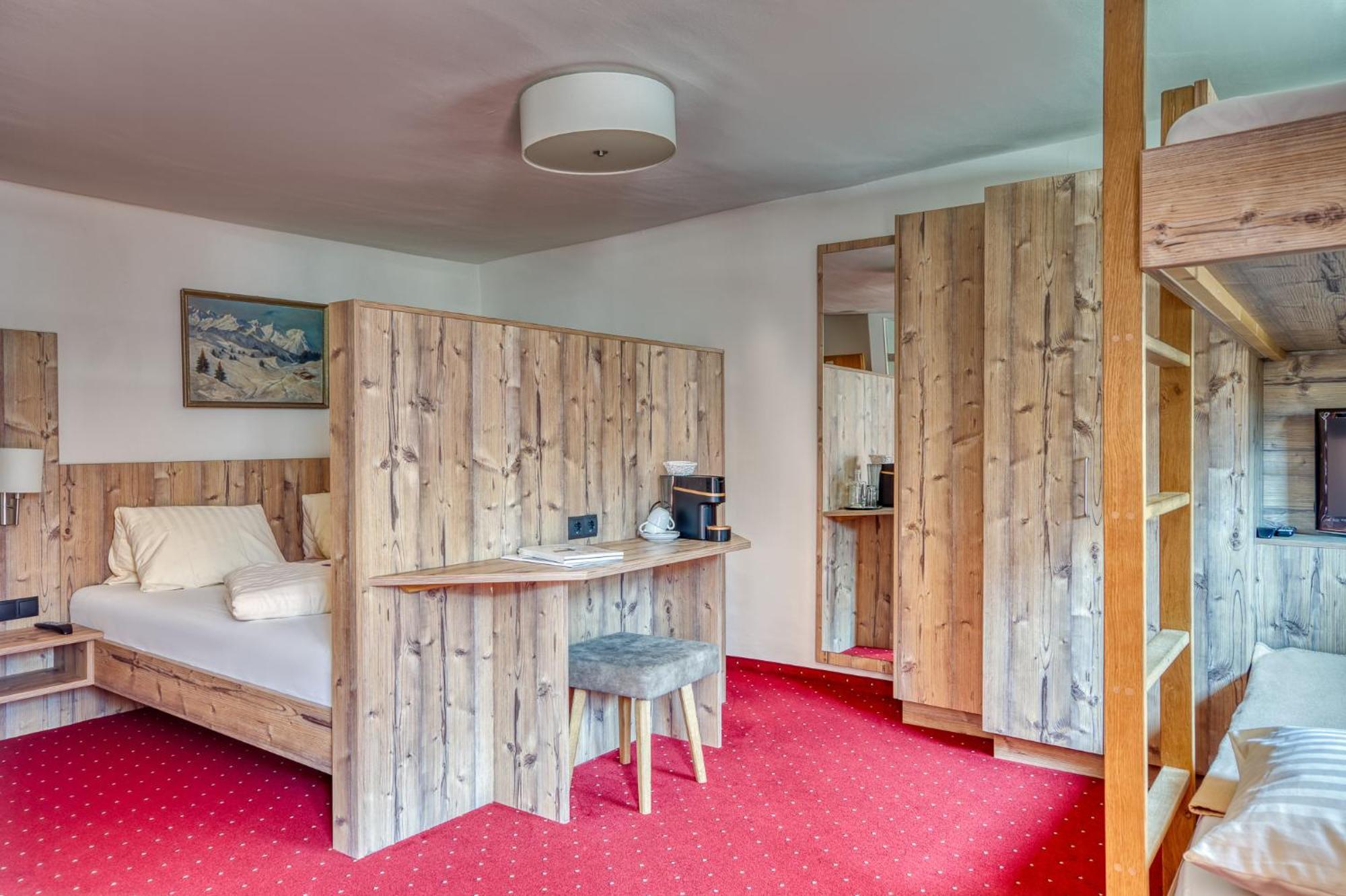 Hotel Jaegerhof Oetz Room photo