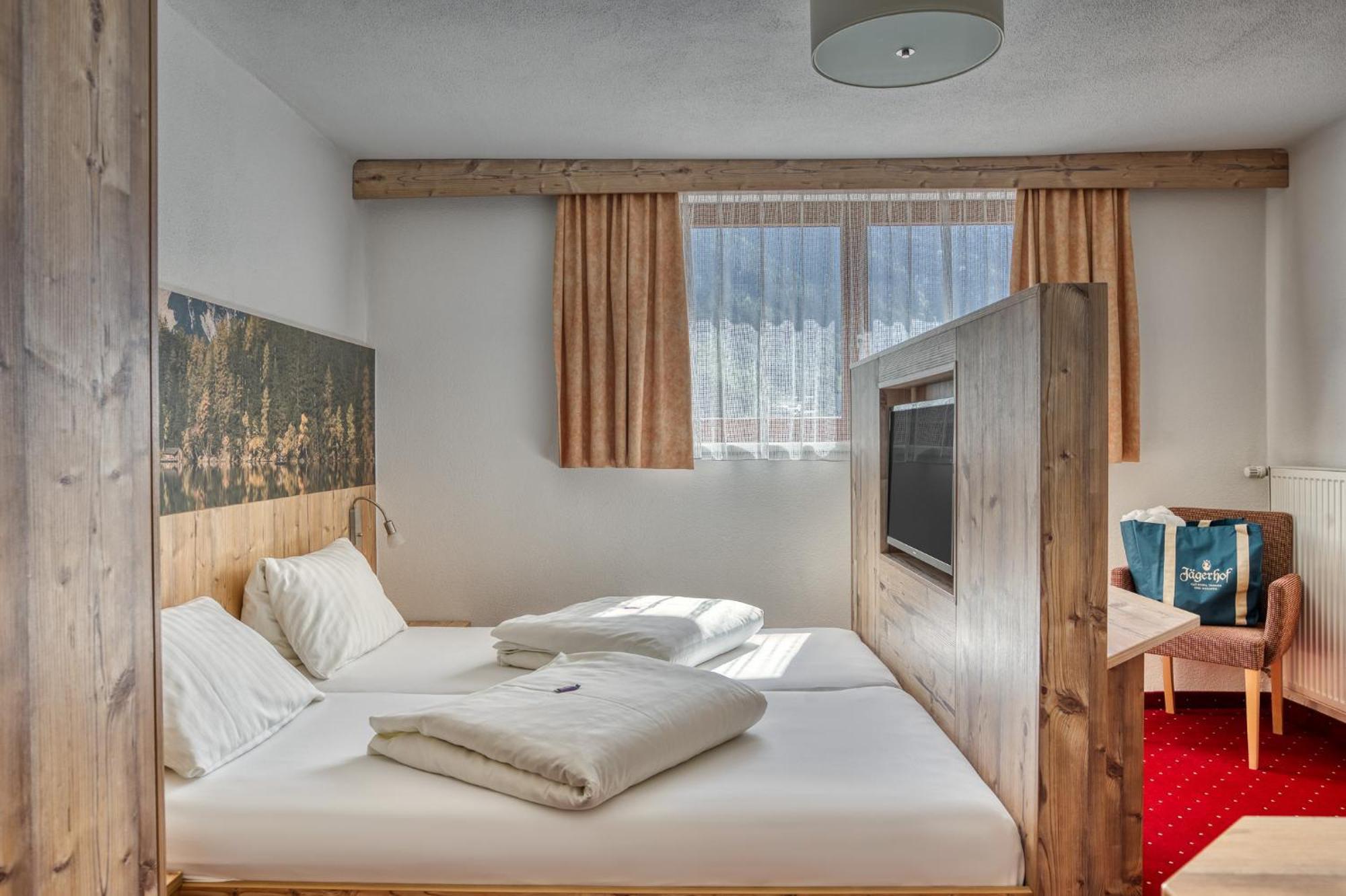 Hotel Jaegerhof Oetz Room photo