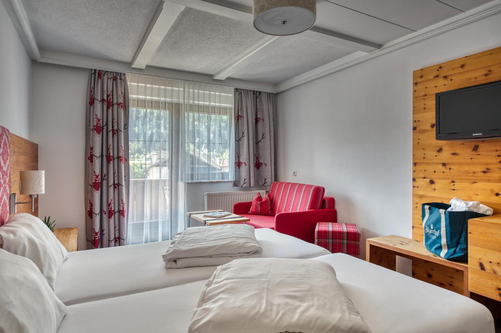 Hotel Jaegerhof Oetz Room photo